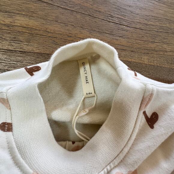 Quincy Mae Tulip Ruffle Fleece Set - Size 3-6m - Picture 2 of 5